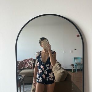 BILLABONG BACKLESS FLORAL ROMPER (XS)